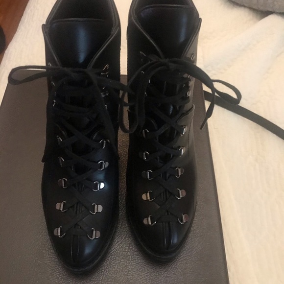 Alaia leather boots - Picture 4 of 7